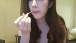 hot thai girl webcam